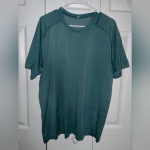 "Lululemon Men's green t-shirt, size XL"